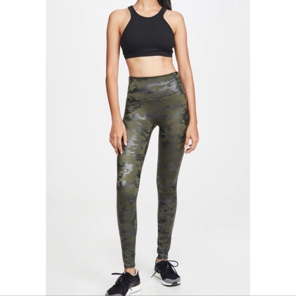 SPANX Camouflage Leggings in Green and Black